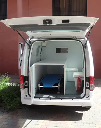 Transport funéraire en cours d'organisation